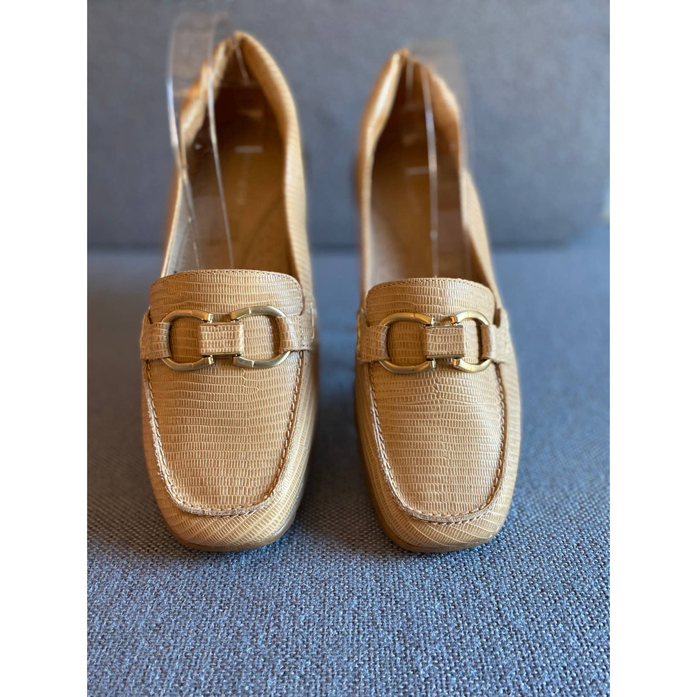 Easy Spirit womans loafer size 9.5W tan Seavienta leather upper reptile textured
